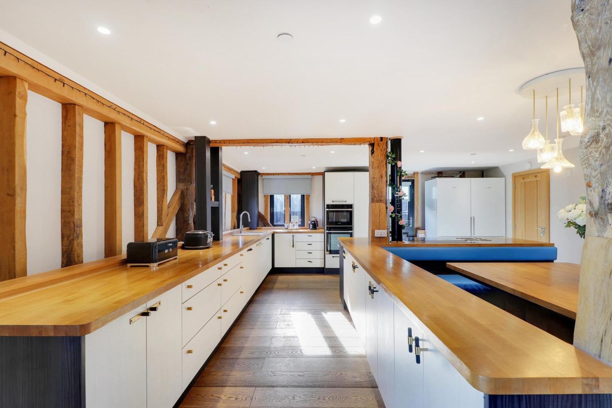 Alpaca House - Sleeps 17 - Diy Hot Tub Villa Gravesend Exterior photo